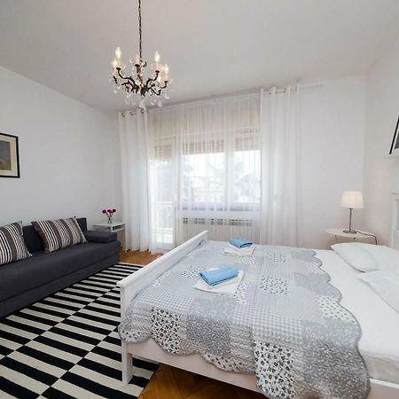Apartmani Ruzica Crikvenica Eksteriør bilde