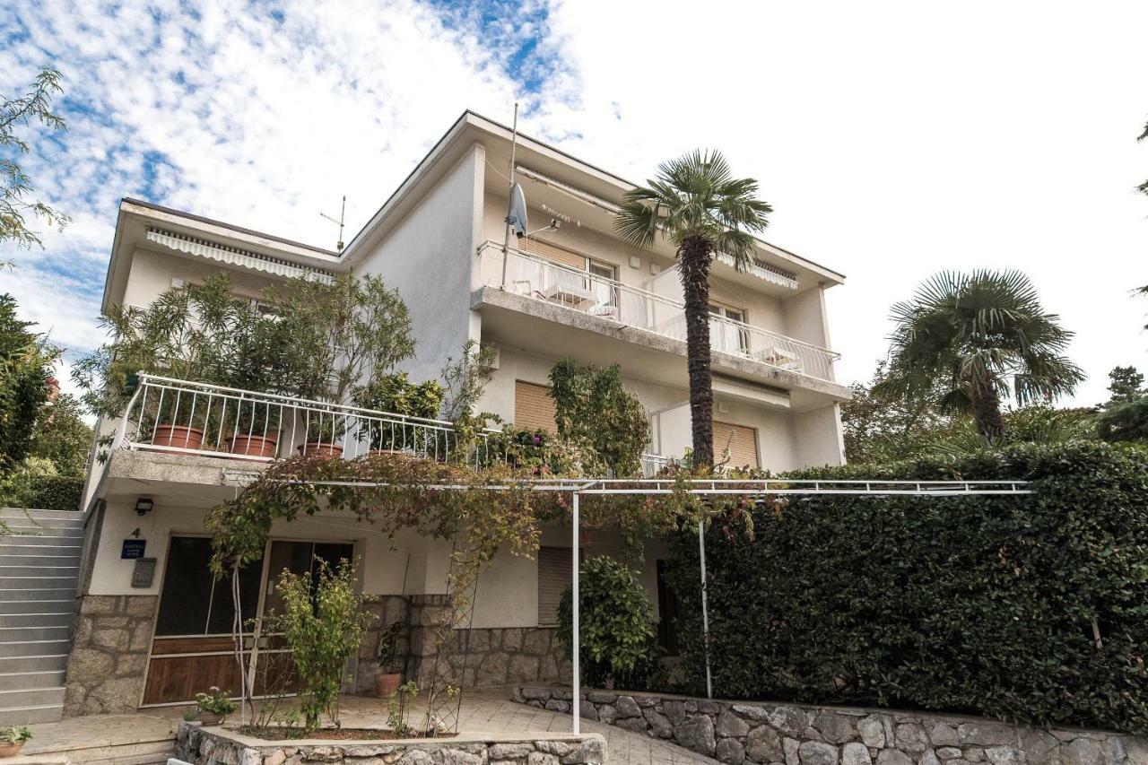 Apartmani Ruzica Crikvenica Eksteriør bilde