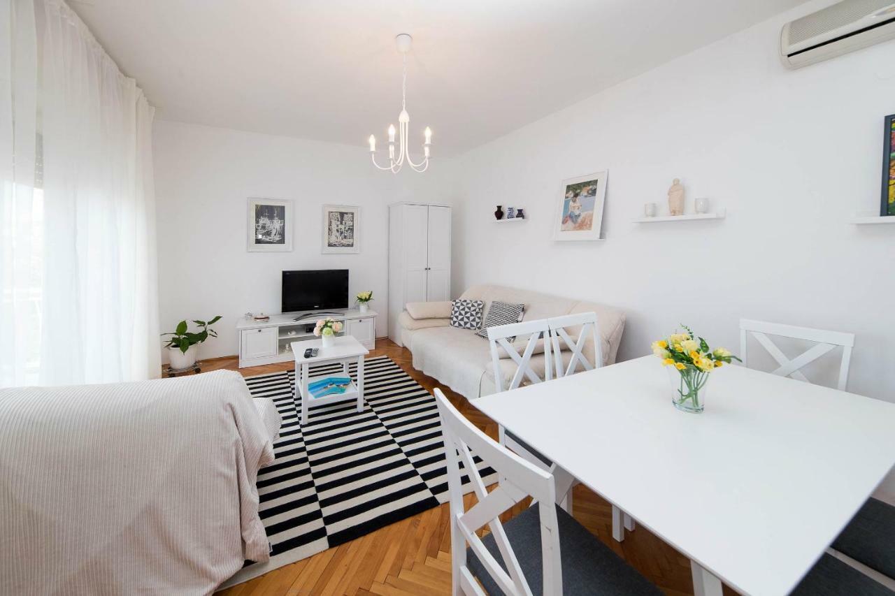 Apartmani Ruzica Crikvenica Eksteriør bilde