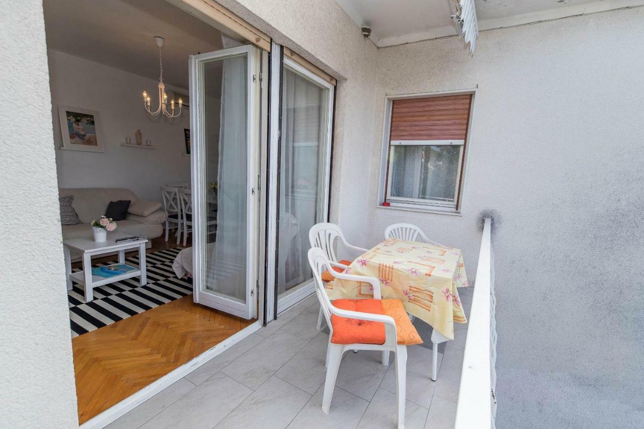 Apartmani Ruzica Crikvenica Eksteriør bilde