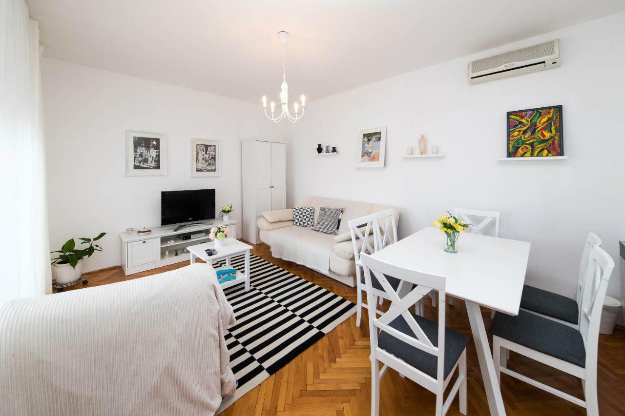 Apartmani Ruzica Crikvenica Eksteriør bilde