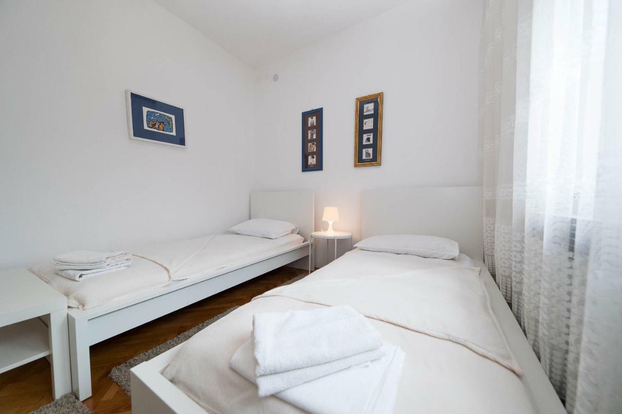Apartmani Ruzica Crikvenica Eksteriør bilde