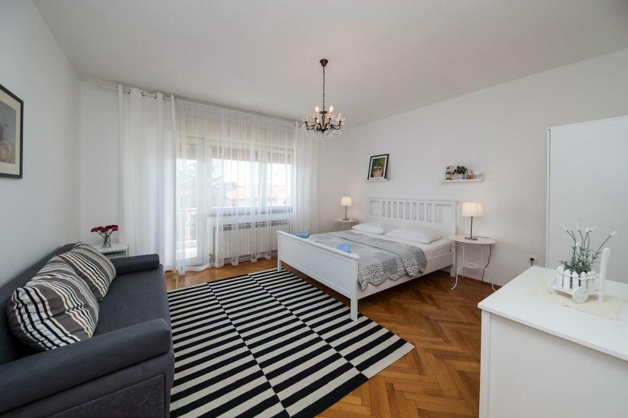 Apartmani Ruzica Crikvenica Eksteriør bilde